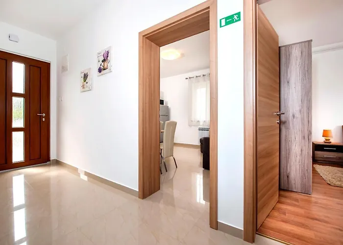 Euphemia Apartment