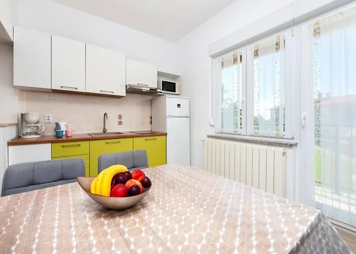 Apartment Euphemia *