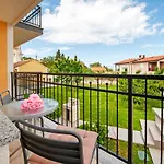 Euphemia Apartment *
