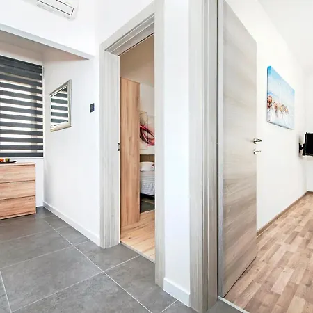 Euphemia Apartment