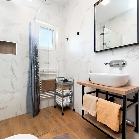 Euphemia Apartamento *